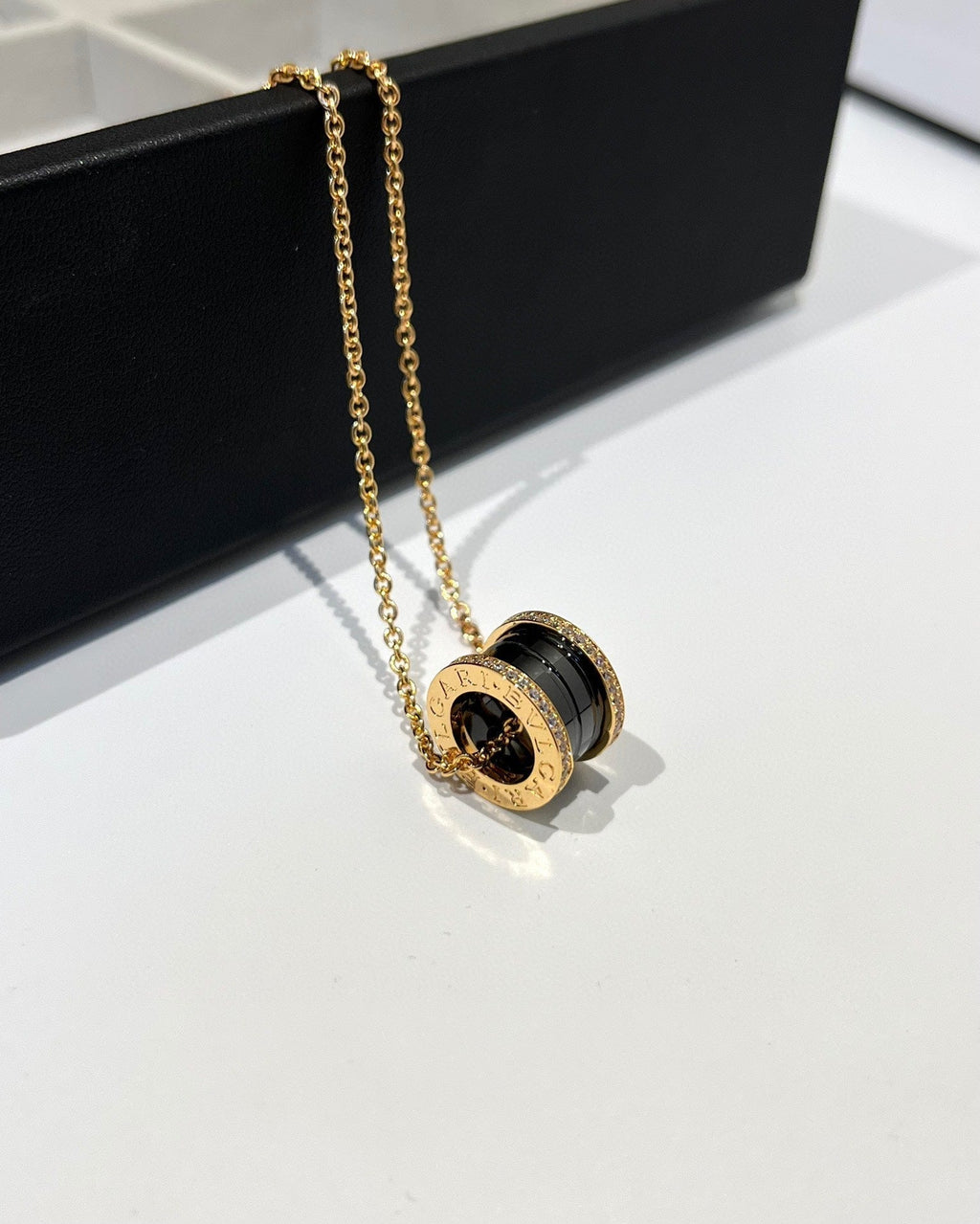 BVLGARI ZERO 1 BLACK CERAMIC DIAMOND PINK GOLD NECKLACE