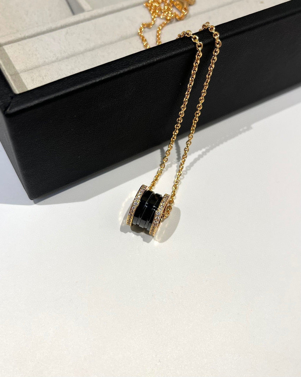 BVLGARI ZERO 1 BLACK CERAMIC DIAMOND PINK GOLD NECKLACE